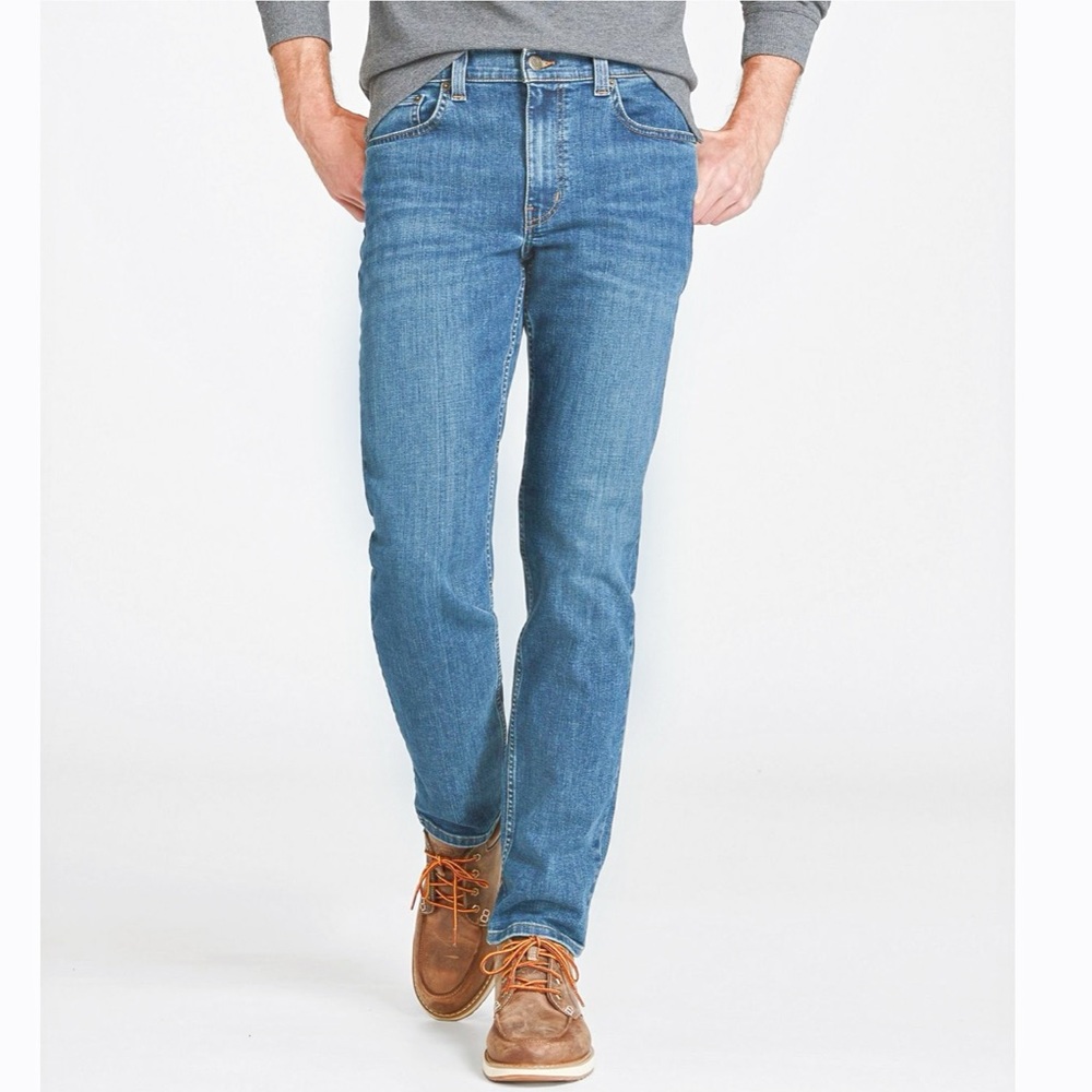 Men’s L.L. Bean Signature Slim Straight Fit Blue Jeans